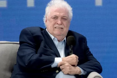 González García desmintió las informaciones sobre efectos adversos de la Sputnik V