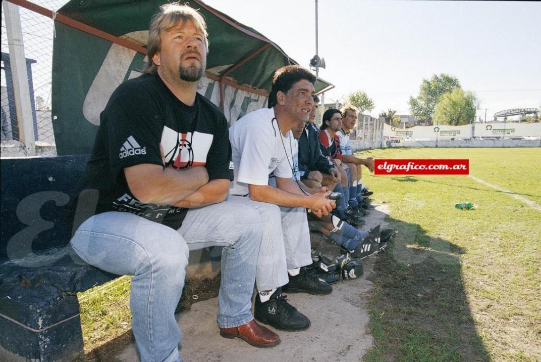 VIEJOS CONOCIDOS. Zielinski y De Felippe en San Telmo. FOTO TOMADA DE ÉL GRÁFICO 