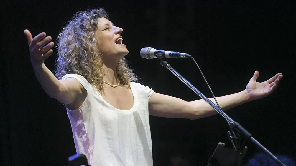 CANTAUTORA. Temas de Ana Prada en la voz de colegas latinoamericanas. 