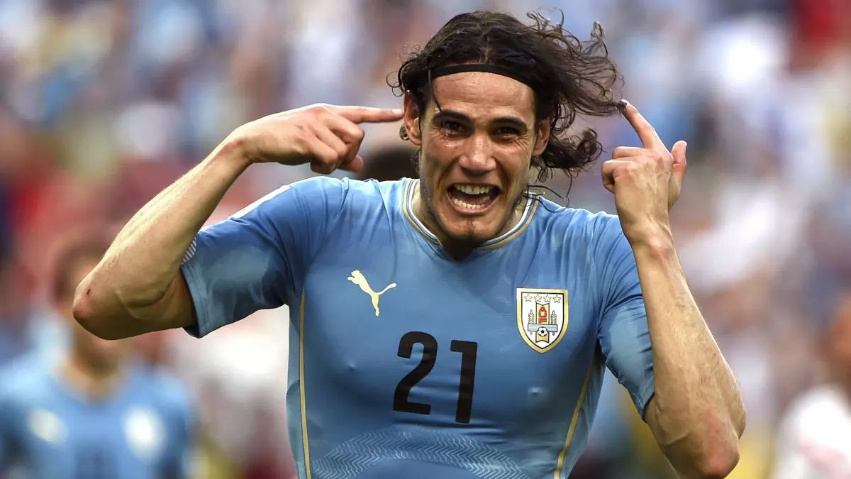 Cavani, festejando un gol. Foto us.as.com