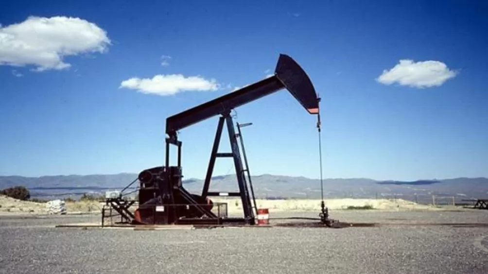 INFORME. En noviembre cayó la producción de petróleo (8,9%) y de gas (9,7%).