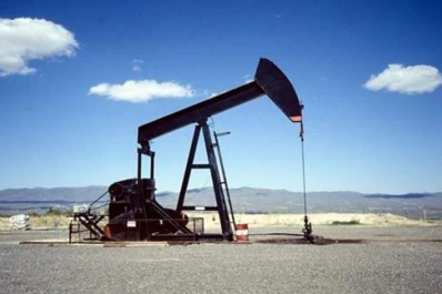 En noviembre cayó la producción de petróleo (8,9%) y de gas (9,7%)