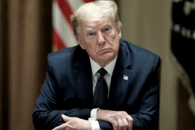 Trump reporta fallos en las máquinas de votación de un distrito republicano en Georgia