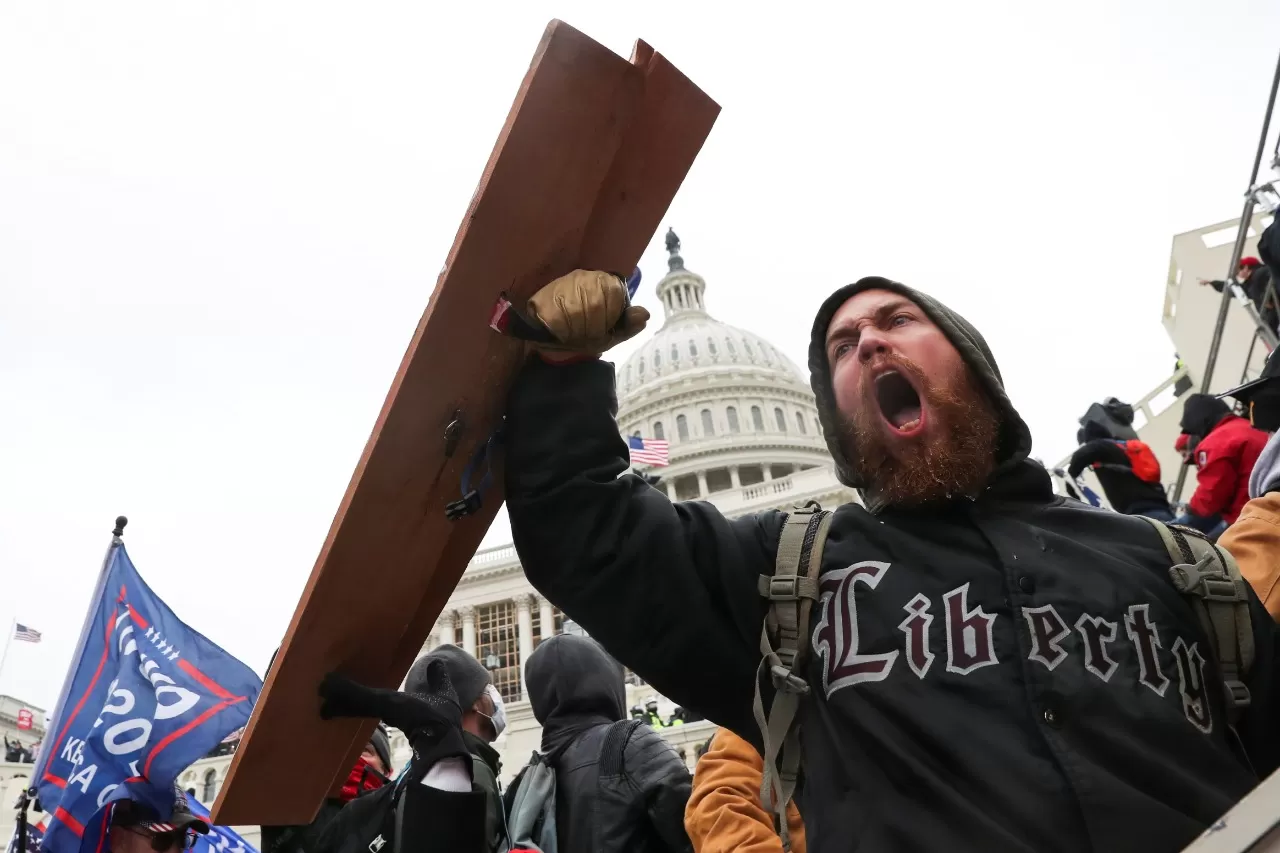 Estados Unidos: manifestantes de Trump tomaron el Congreso donde validaban a Biden