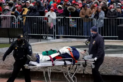 Murió la mujer baleada en el Capitolio