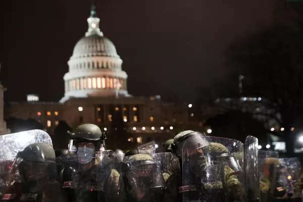 República bananera: así calificó Bush a los disturbios en el Capitolio