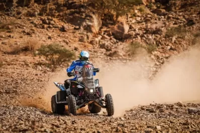 Rally Dakar: Andújar, paciente en su quad “xeneize”