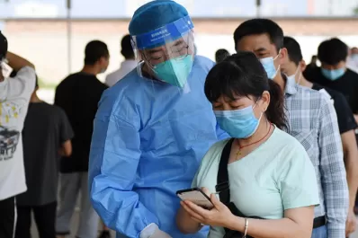 Alarma y dos ciudades confinadas en China por temor a un gran rebrote