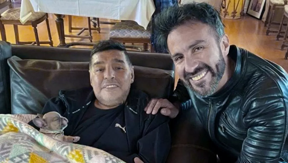 INVESTIGACIÓN. Harán una pericia caligráfica para determinar si el médico Luque falsificó la firma de Maradona.