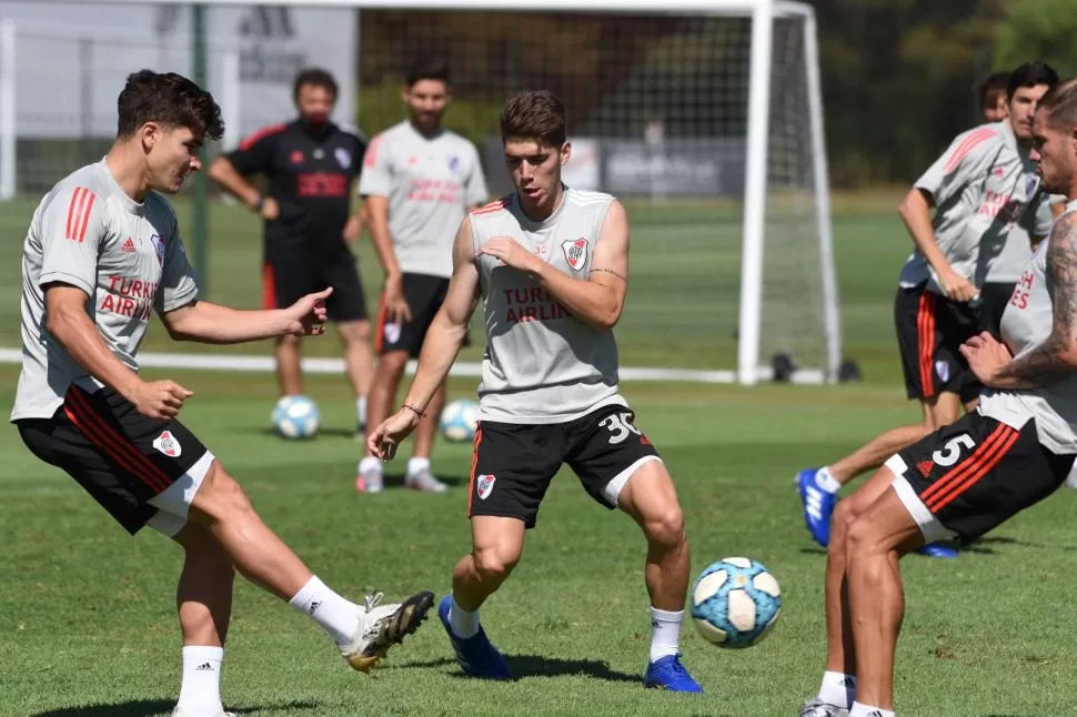  ¿SERÁ SU TURNO? Benjamín Rollheiser (30) podría ocupar un lugar en la delantera titular mañana.