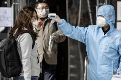 Crecen los casos por las nuevas cepas de coronavirus en el mundo