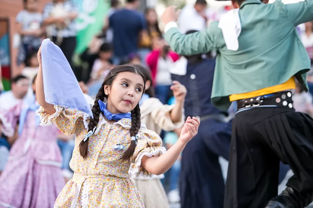 IMAGEN ILUSTRATIVA. Taller de Folklore. FOTO MUNICIPALIDAD DE YERBA BUENA. 