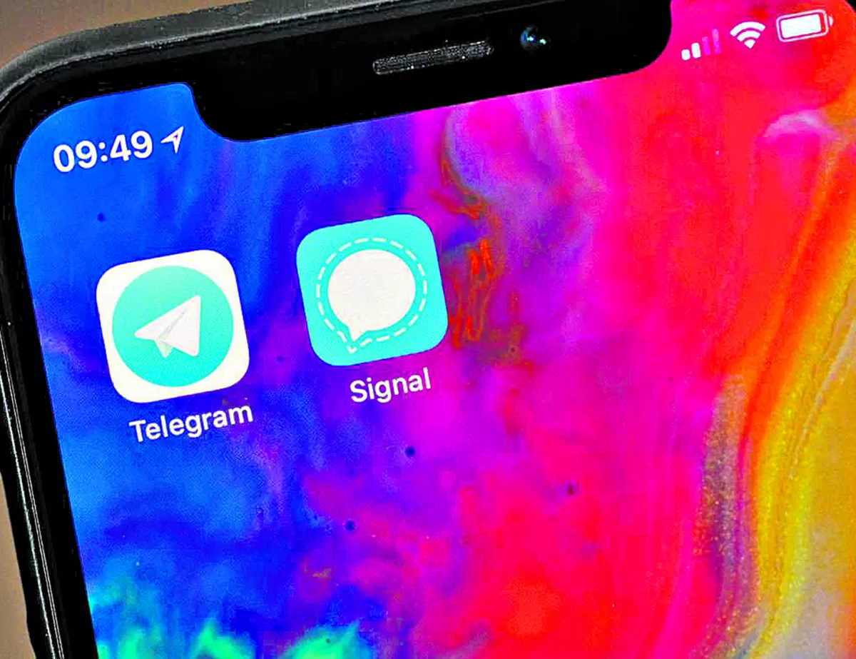 Aumenta la demanda  de Signal y de Telegram