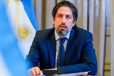 Trotta dijo que el compromiso del Gobierno es que el salario docente esté por arriba de la inflación