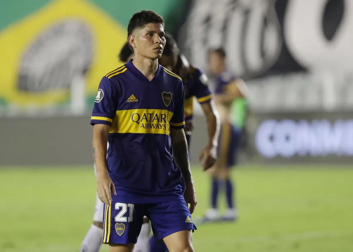 DECEPCIÓN. Boca no estuvo a la altura y sufrió una goleada ante Santos en Brasil. Jorman Campuzano fue uno de los tantos puntos bajos del equipo.