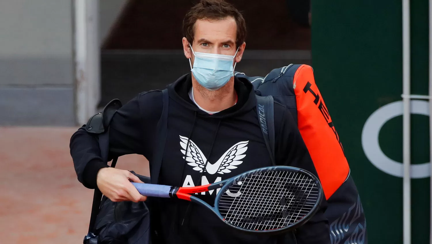 POCO TIEMPO. Murray tiene una semana para llegar a Melbourne antes de hacer una cuarentena obligatoria.