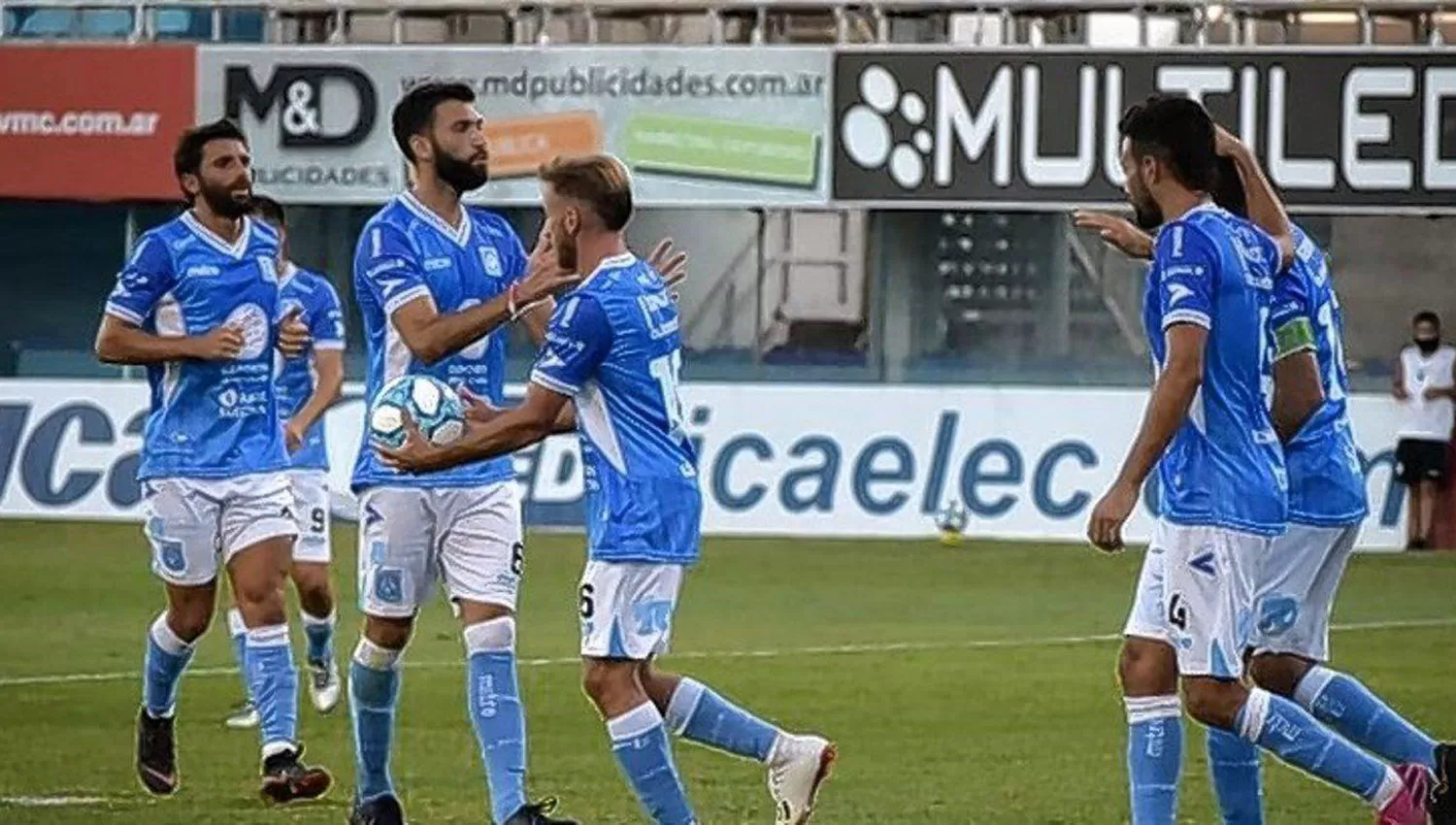 CABALLO DEL COMISARIO. Estudiantes de Río Cuarto tiene la bendición de AFA para buscar el histórico ascenso.