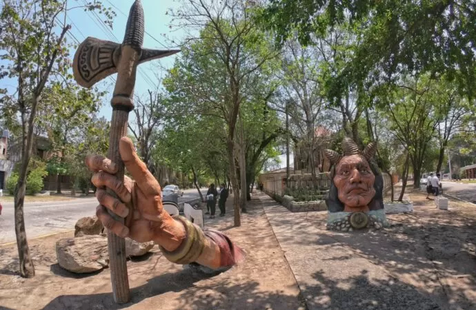 MEMORIA ANCESTRAL. El Monumento al Inca Huayna Capac, en Tafí Viejo, es una de las paradas del nuevo circuito.