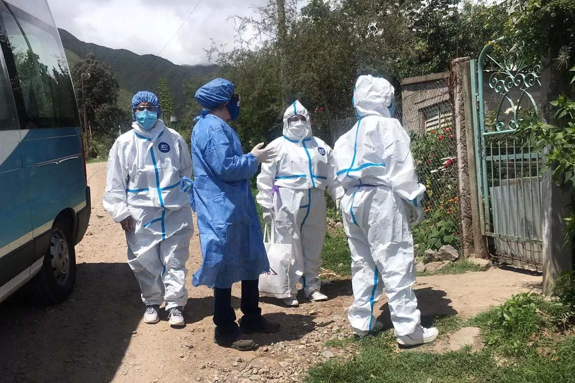 TESTEOS. Equipo del programa Búsqueda Activa de Sintomáticos (BAS). FOTO MINISTERIO DE SALUD PÚBLICA.