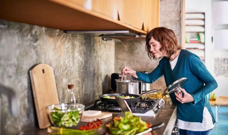 GRANDES RESULTADOS. Preparar la propia comida garantiza la variedad del menú y, sobre todo, mejora notablemente la calidad de vida. 