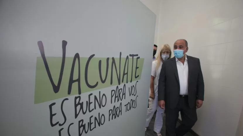 Coronavirus: Manzur afirma que el regreso a las aulas dependerá de cómo marche la curva