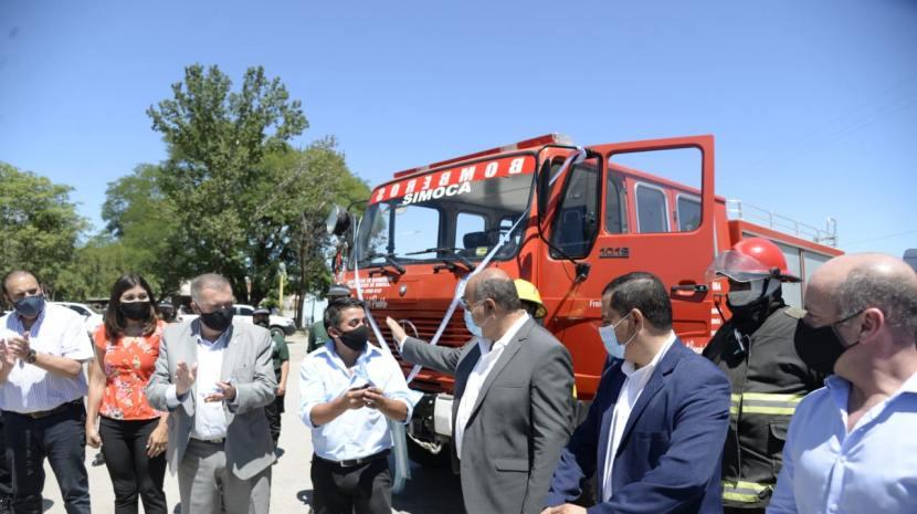 Bomberos de Simoca cuentan con una nueva autobomba