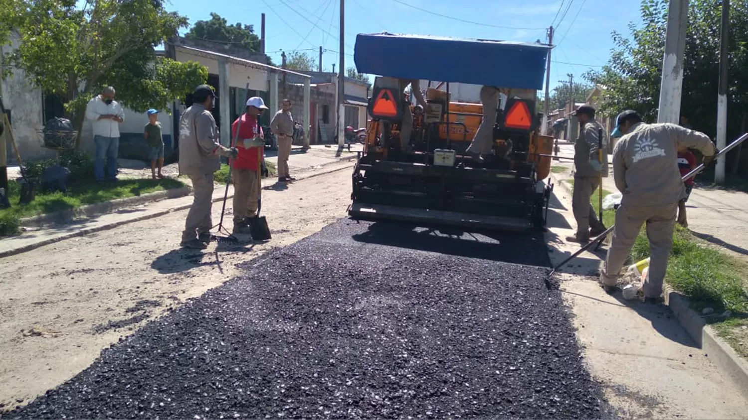 Pavimentarán la calle Próspero Palazzo