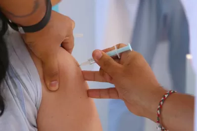 En Tucumán se puso en marcha la vacunación de la segunda dosis de la Sputnik V