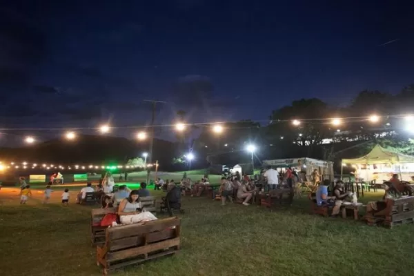 El Cadillal promociona sus foods trucks con buena oferta gastronómica y DJs en vivo