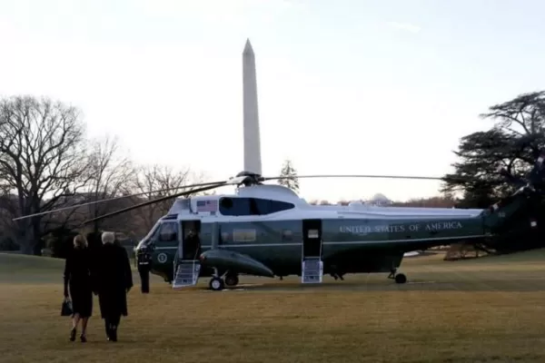Donald Trump abandonó la Casa Blanca: “volveremos, de una u otra manera”