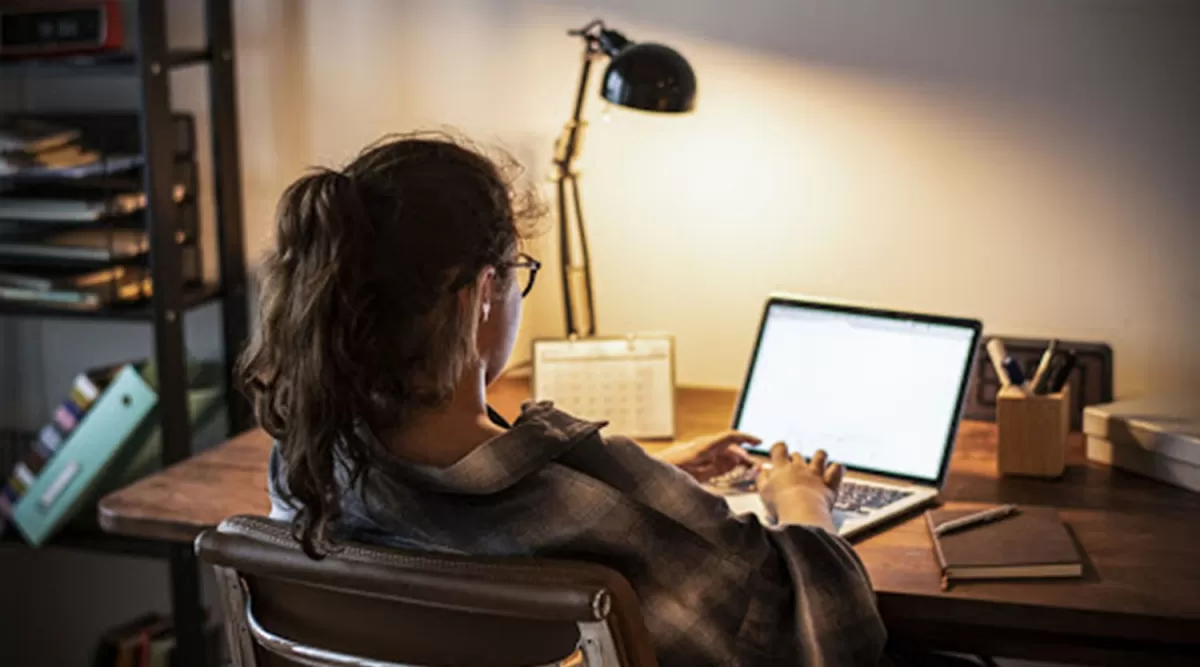 La mitad de los empleados dedica más de ocho horas al teletrabajo
