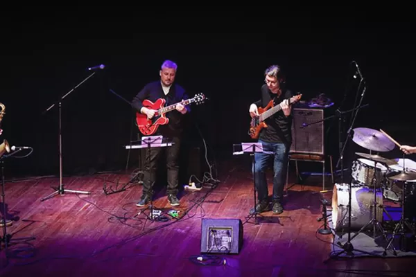 Teatro San Martín, en vivo: un trío que se asume quinteto