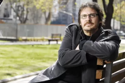 Felipe Pigna: “a Gardel nunca se le subió la fama a la cabeza”