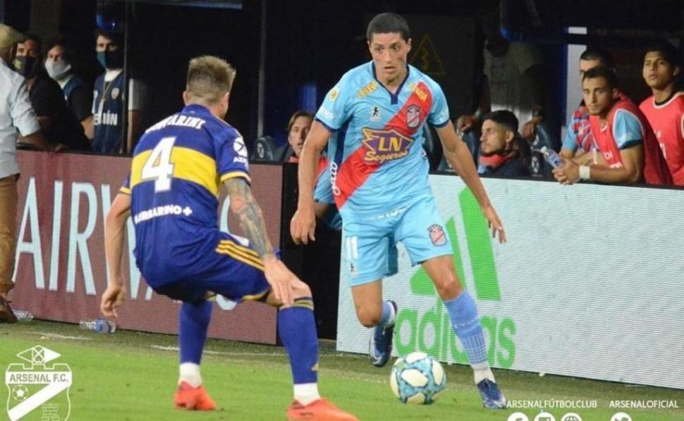 DESEQUILIBRANTE. Castro es un volante con mucho ida y vuelta, pero es muy importante en el ataque. Con trancos largos, le genera peligro a la defensa rival.