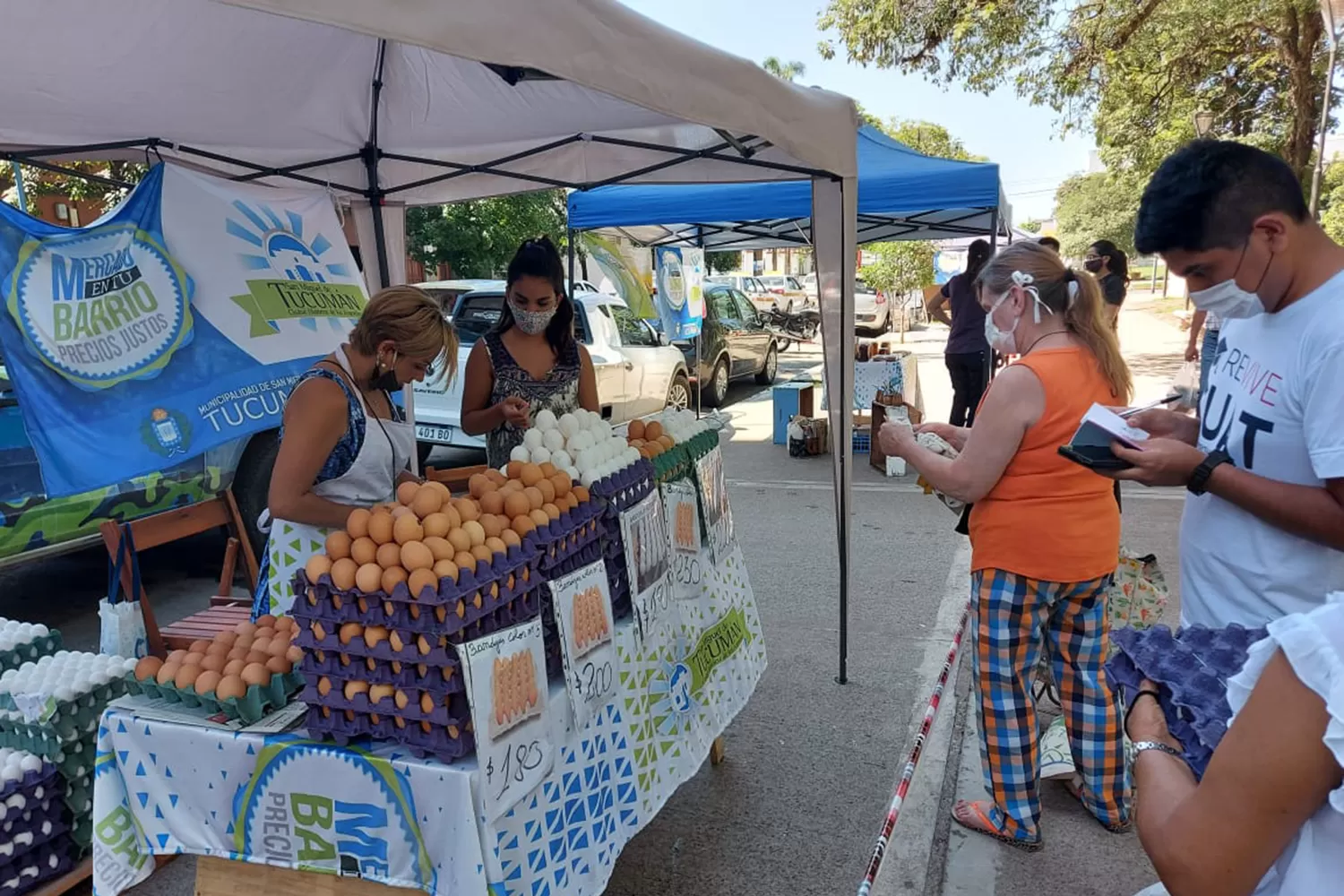 El Mercado en tu Barrio: mañana estará en la plaza San Martín