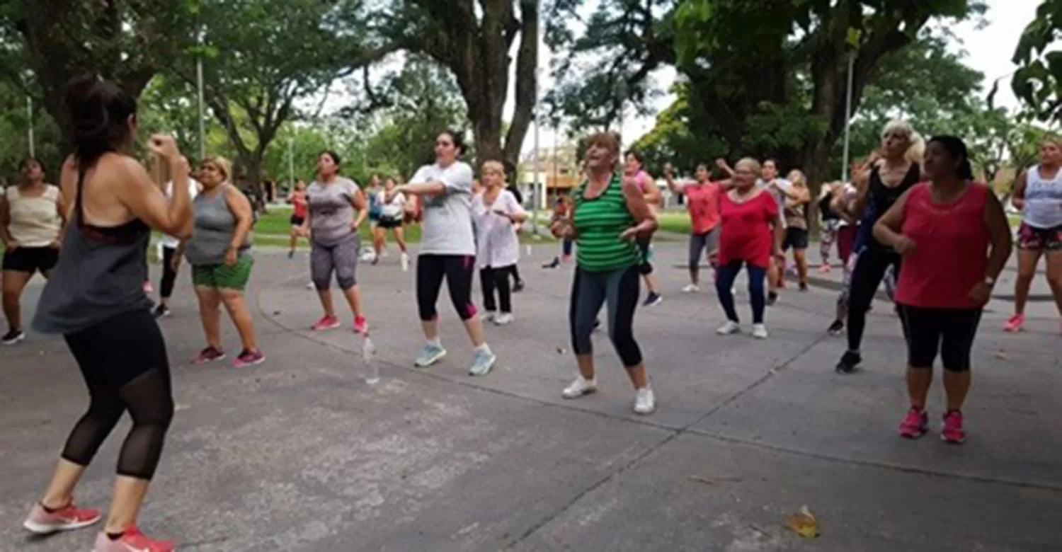 Plazas saludables: clases gratuitas de gimnasia al aire libre