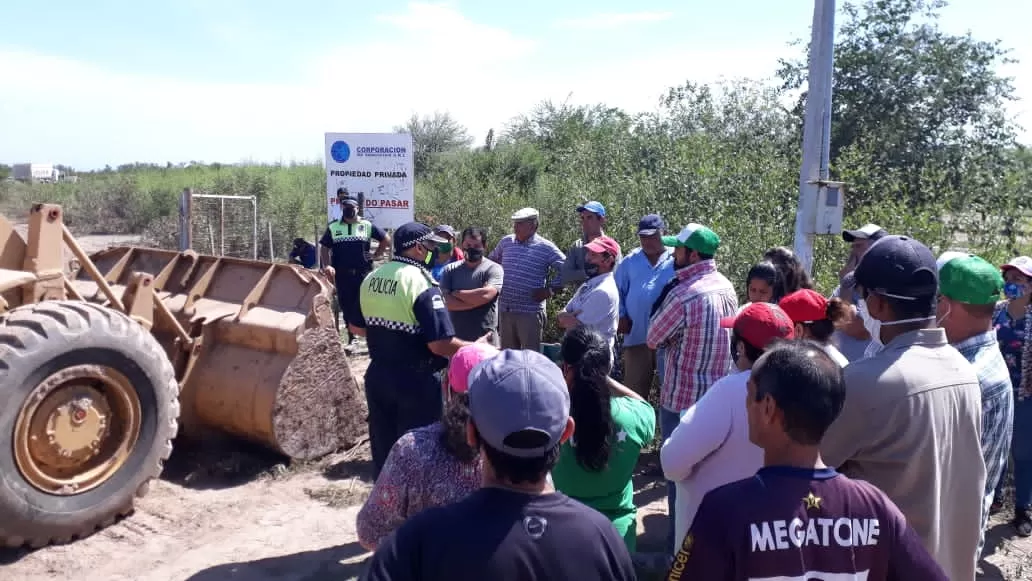 Vecinos protestaron por el emplazamiento de un basural