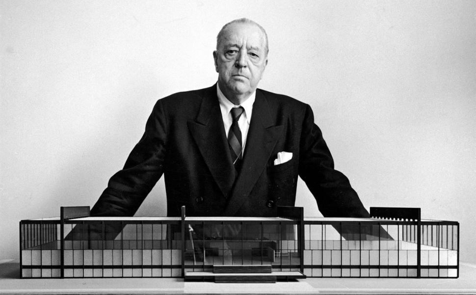 Ludwig Mies Van der Rohe.