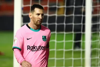 Barcelona recibe al Elche con Messi de entrada