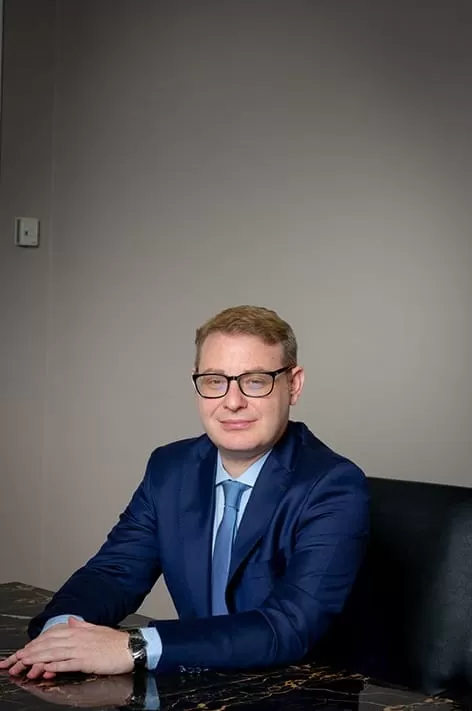 TALENTOSO. A Kuschevatzky lo vemos en pantalla cada año -canchero y simpático- en la previa de los Oscar.  