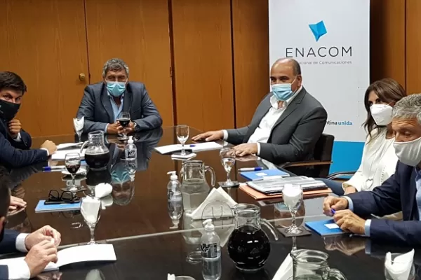 Buscan mejorar la conectividad a internet en todos los rincones de Tucumán