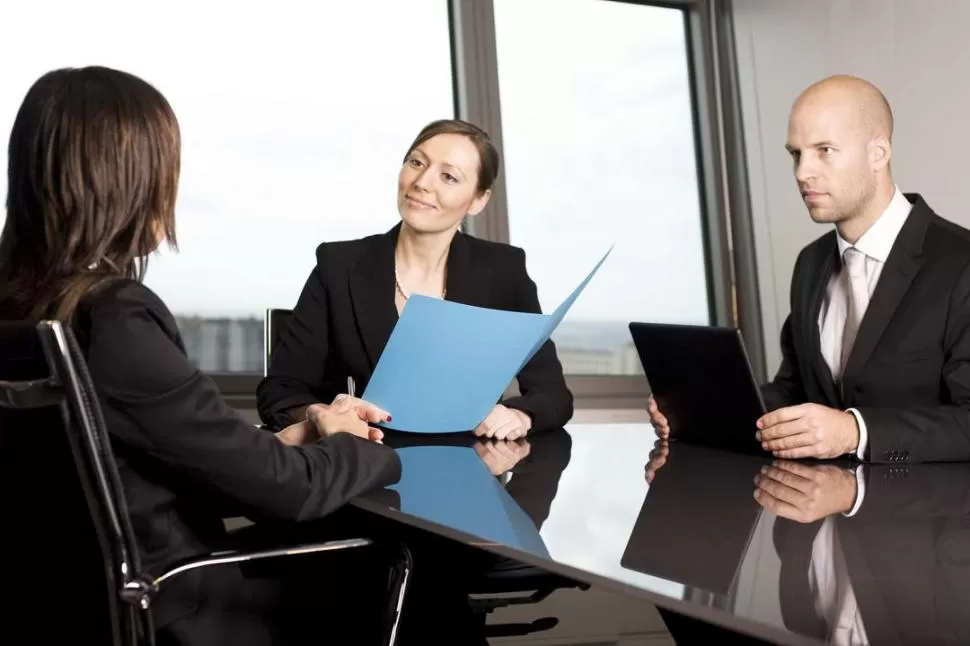 ¿Estás buscando trabajo? Así podés preparar un buen currículum