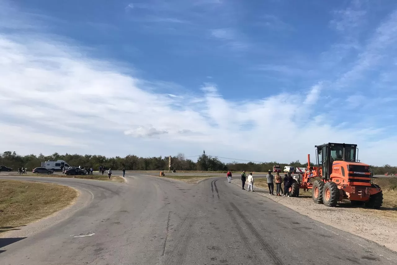 EL CRUCE DE LA MUERTE. La ruta 308 desemboca en la vía nacional 157. FOTO LA GACETA/ JUAN PABLO SÁNCHEZ NOLI.