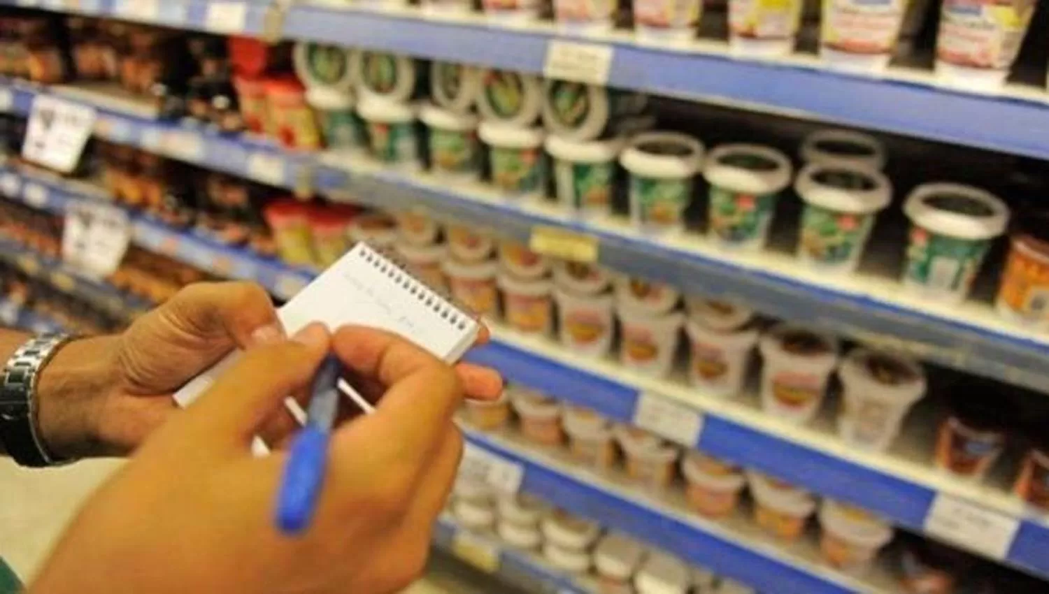 La inflación alcanzará el 50% este año, según analistas consultados por el Banco Central