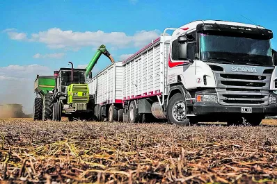 Se acordó un aumento de 22,5% en las tarifas de los fletes de granos