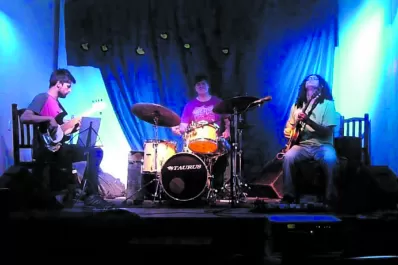 Afronautas entremezcla su música con la naturaleza