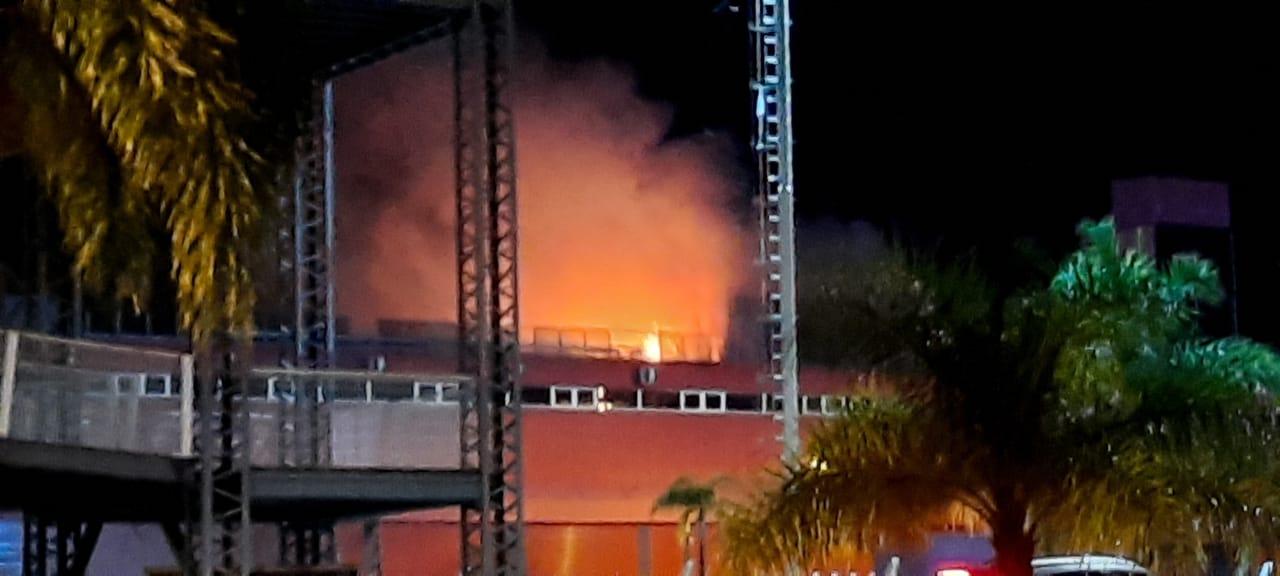 Las impactantes imágenes que dejó el fuego en el autódromo de Termas