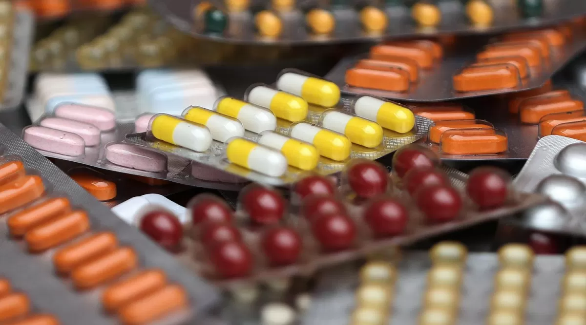 Automedicarse puede causar adicción y sobredosis