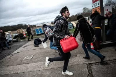 Llega “The Collapse” una serie que pronostica un probable colapso mundial