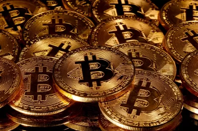 El bitcoin llegó a un nuevo récord tras la millonaria inversión de Tesla